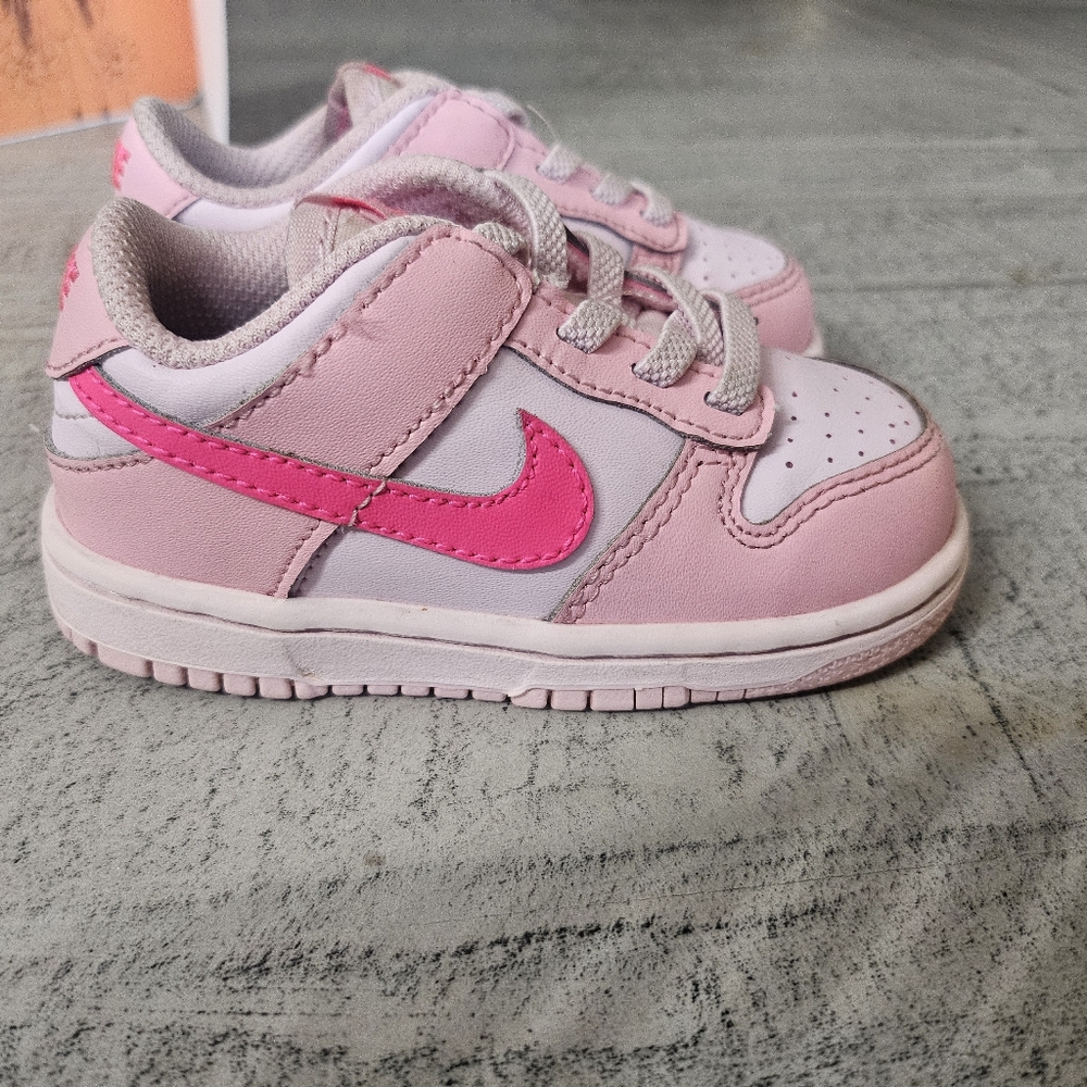 Nike Kids Light Pink and Hot Pink Sneakers 6c